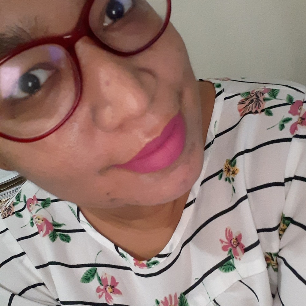 Meet your Posher, Melina